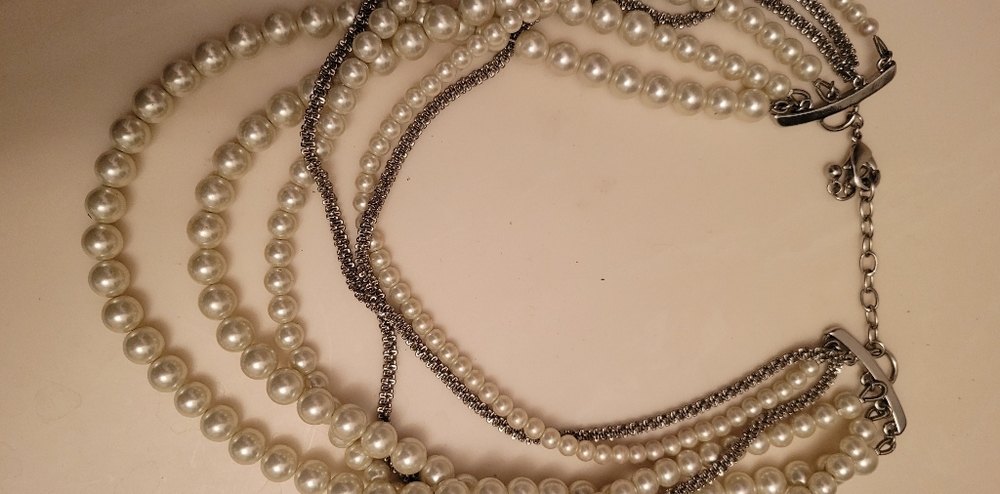 Beautiful stone silver and pearl necklace